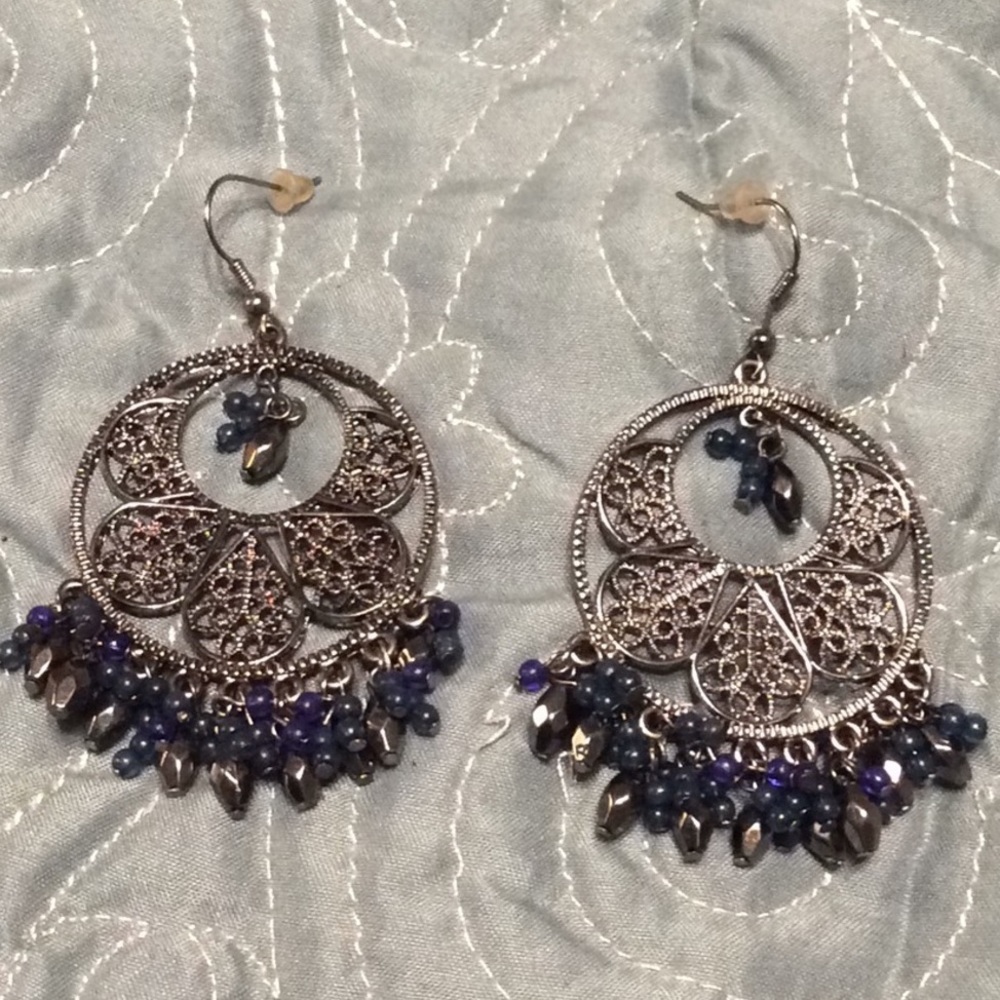 🌹Blue and gunmetal black chandelier earrings
